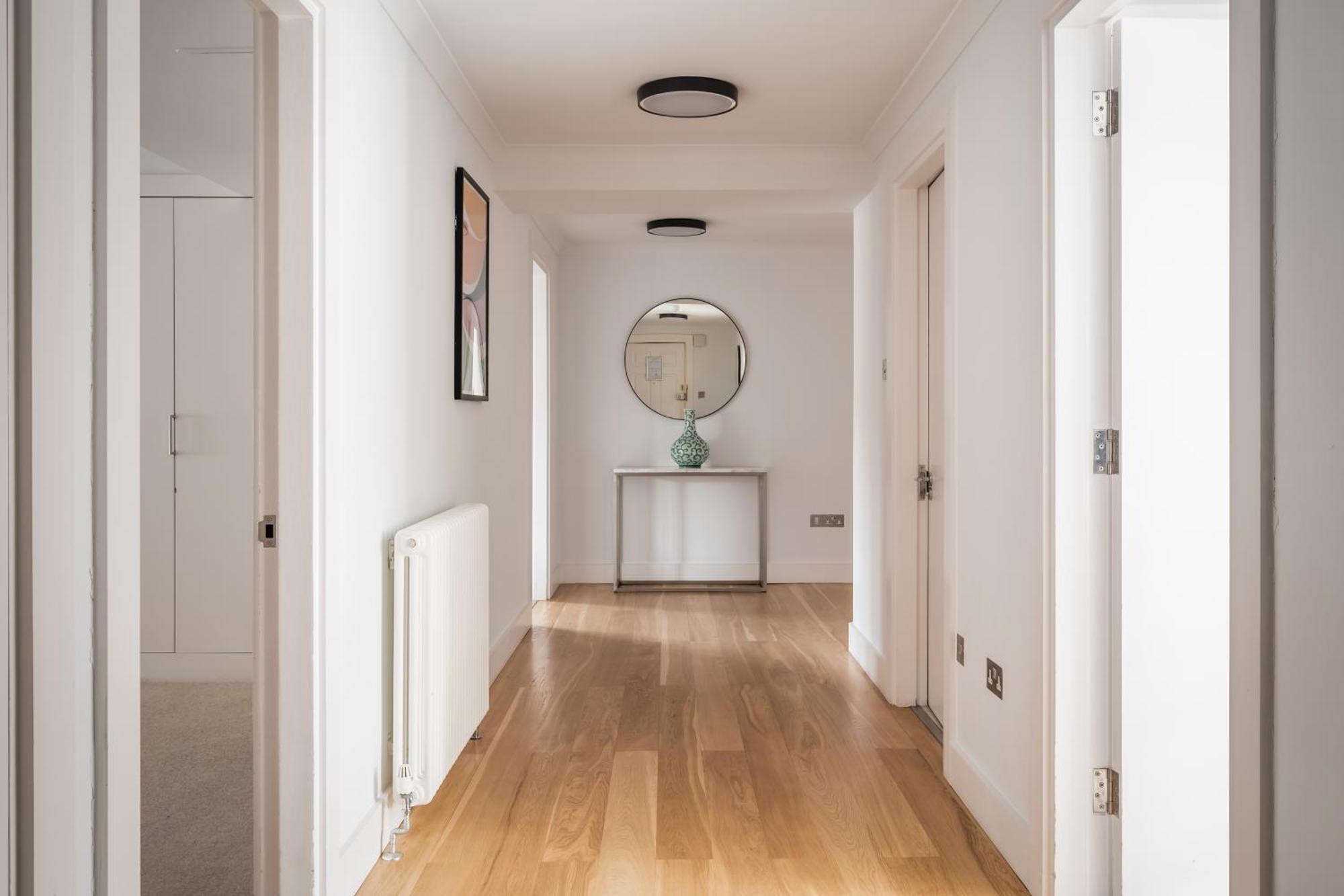 Monarch House - Serviced Apartments - Kensington Лондон Екстериор снимка
