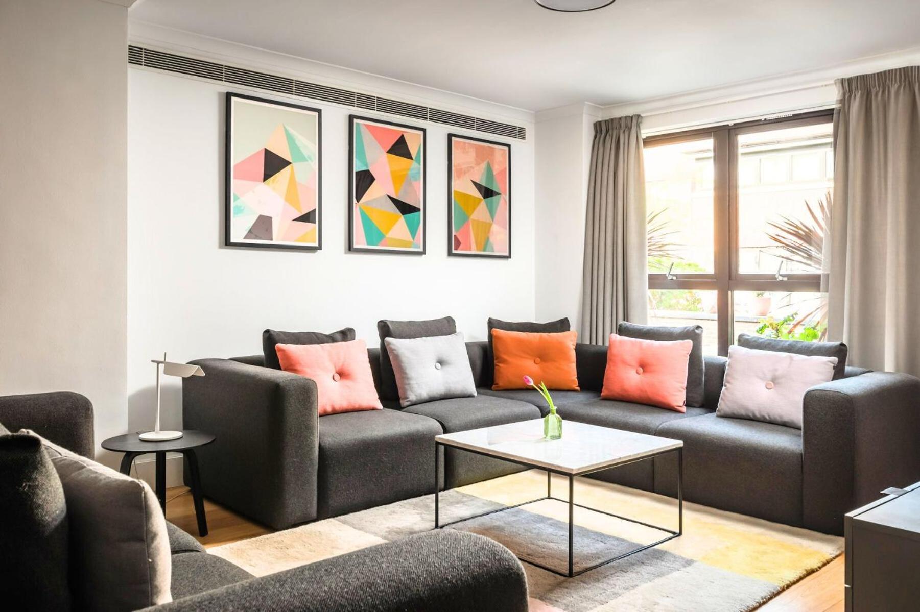Monarch House - Serviced Apartments - Kensington Лондон Екстериор снимка