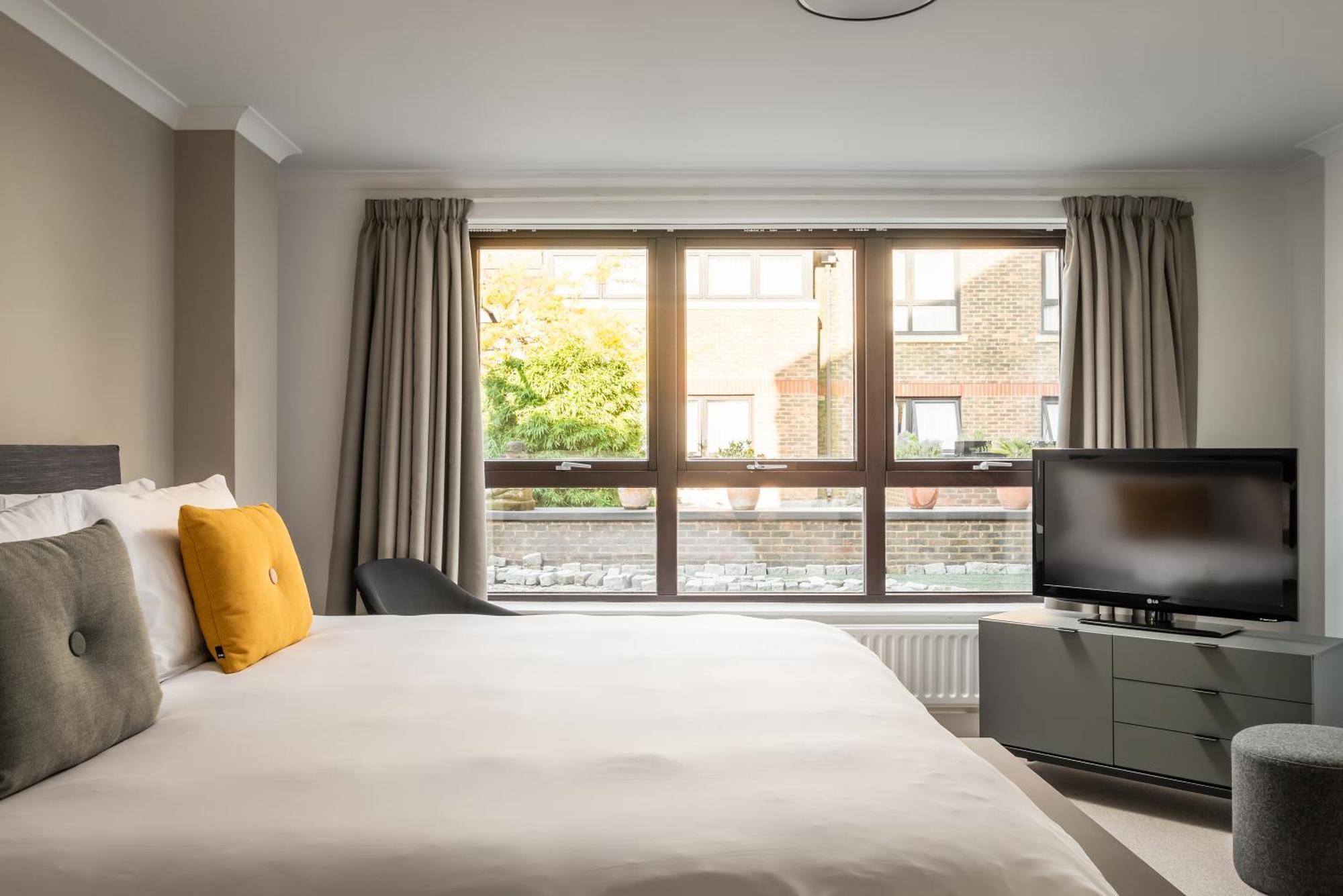 Monarch House - Serviced Apartments - Kensington Лондон Екстериор снимка