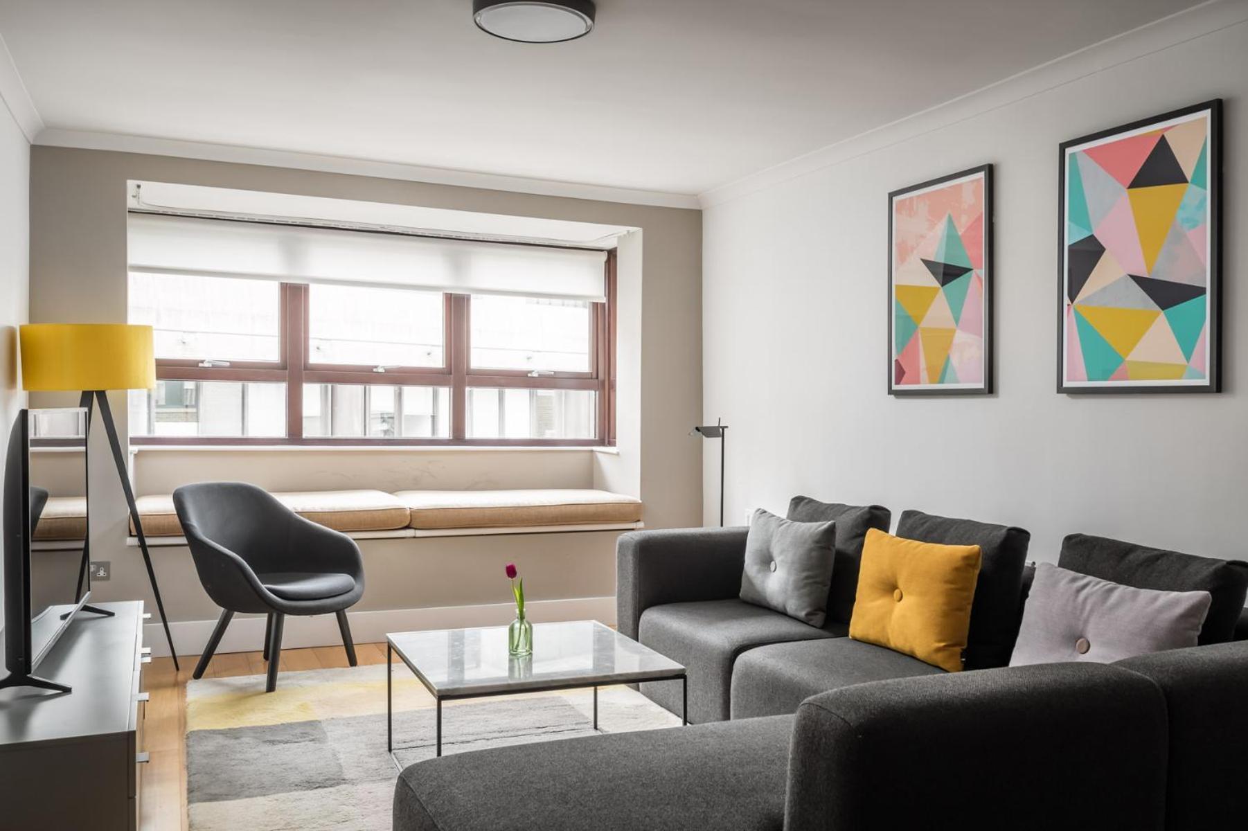 Monarch House - Serviced Apartments - Kensington Лондон Екстериор снимка